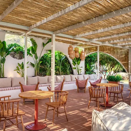 Marti La Perla - Adult Only+16 4* Μαρμαρίς