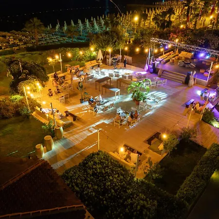 Marti La Perla - Adult Only+16 Feriested