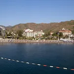 Marti La Perla - Adult Only+16 منتجع 4*