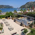 منتجع Marti La Perla - Adult Only+16 4*