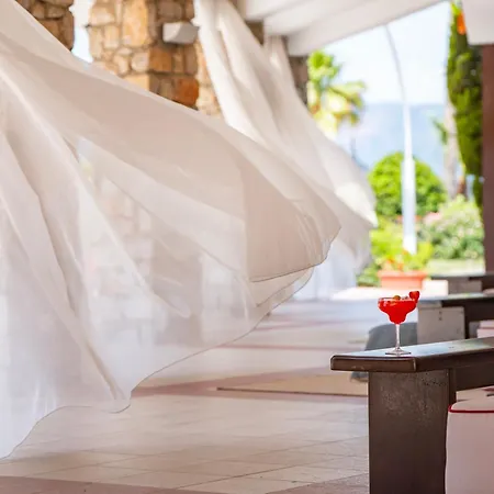 Marti La Perla - Adult Only+16